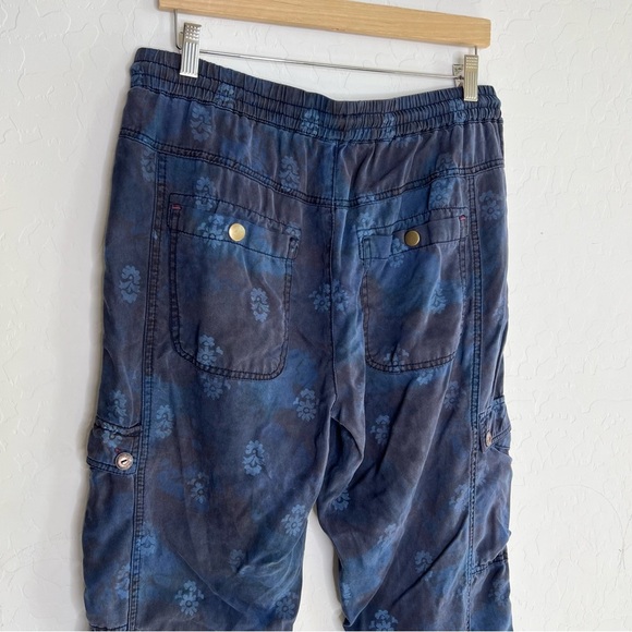 Anthropologie Pull On Floral Joggers - Picture 5 of 6